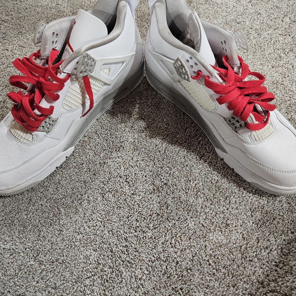 White Air Jordan 4